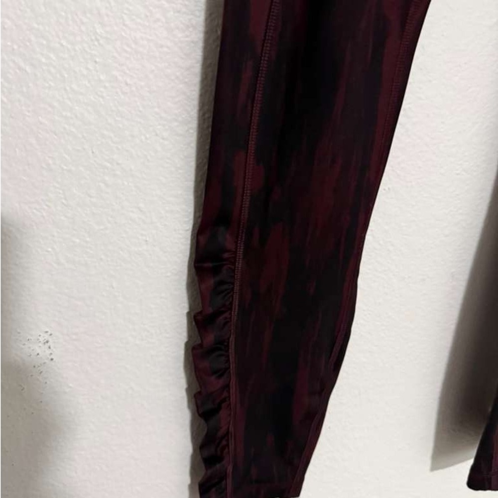 Lululemon Athletica Black and Red Patterned Leggings - Picture 2 of 7